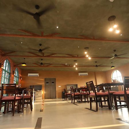 Chandan Kasturi Resort Dariāwad Exterior foto